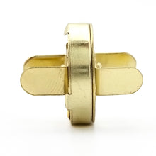 Cargar imagen en el visor de la galería, Broches Imán Para Bolsa Makrama 18mm Dorado 10pz