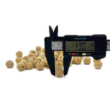 Cargar imagen en el visor de la galería, Cuentas Artesanales de Madera Makrama 13mm 50pz