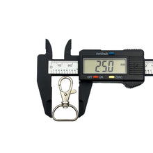 Cargar imagen en el visor de la galería, Gancho Llavero Makrama Plateado 20mm 10pz