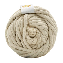 Cargar imagen en el visor de la galería, Hilaza Algodón 8mm Makrama 1kg Crudo