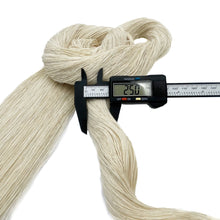 Cargar imagen en el visor de la galería, Hilaza Tratada Algodón 25mm Makrama 1kg Crudo