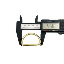 Cargar imagen en el visor de la galería, Medio Aro de Metal Makrama 4.5x3cm Dorado 5pz