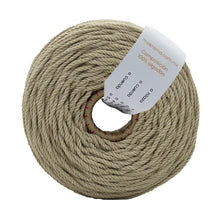 Cargar imagen en el visor de la galería, Cuerda Algodón 2mm Makrama 1kg Café Latte