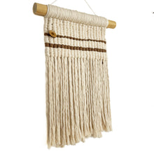 Cargar imagen en el visor de la galería, Tapiz Margarita Makrama