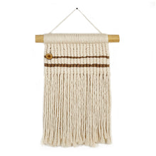 Cargar imagen en el visor de la galería, Tapiz Margarita Makrama