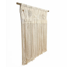 Cargar imagen en el visor de la galería, Tapiz Alba Makrama