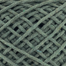 Cargar imagen en el visor de la galería, Hilaza Algodón 4mm Makrama 500gr Verde Militar