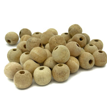 Cargar imagen en el visor de la galería, Cuentas Artesanales de Madera Makrama 15mm 50pz