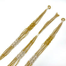 Cargar imagen en el visor de la galería, Macetero Colgante Makrama Mod. 010 Tulipan