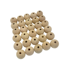 Cargar imagen en el visor de la galería, Cuentas Artesanales de Madera Makrama 40mm 30pz

