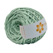 Cargar imagen en el visor de la galería, Hilaza Algodón Mini 3mm Makrama 150gr Verde Salvia
