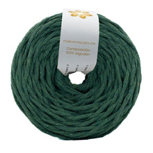 Cargar imagen en el visor de la galería, Hilaza Algodón 4mm Makrama 500gr Verde Pino
