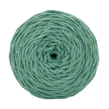 Cargar imagen en el visor de la galería, Cuerda Algodón 2mm Makrama 500gr Verde Pistache
