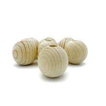 Cargar imagen en el visor de la galería, Cuentas Artesanales de Madera Makrama 40mm 10pz
